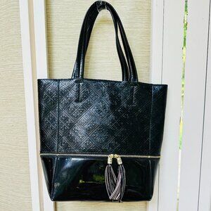 Relic by Fossil Black Patent Tote Bag Tassel Zip Accent Purse